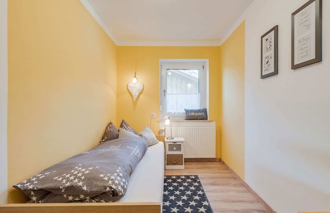 Sunny, Modern Furnished Apartment Your Favourite Place to Relax - Photo 8