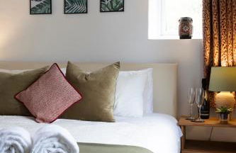 Character cottage in the heart of Uplyme. - Foto 1