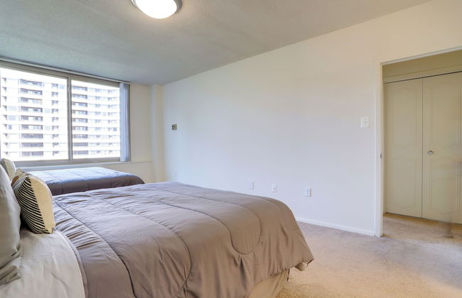 Elegant Apartments Near the Pentagon - Photo 15