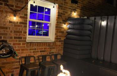 Luxurious Getaway at Js Place - Foto 23