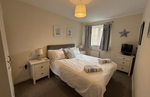 Seaside Cottage, The Bay, 2 bedrooms, patio, parking nearby, 2 dogs welcome - Foto 8