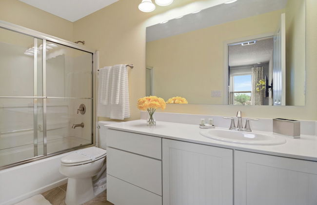 Stunning 4Bd Sleeps9 w Jacuzzi Close to Disney Compass Bay 5113 - Foto 20