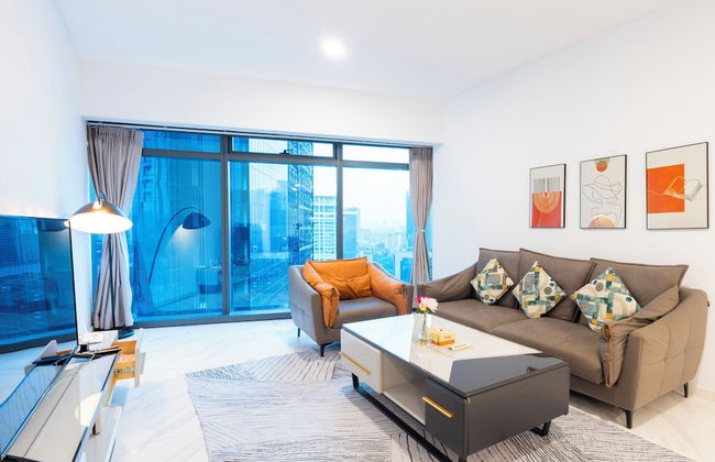 Moonway Luxury Suites At Eaton Residence - Photo 71