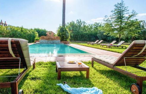 Cozy Home In San Michele Di Ganzari - Photo 11