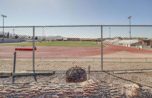 Charming Kingman Casita Less Than 1 Mi to Route 66! - Photo 3