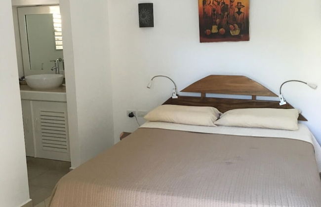 Pretty Caribbean Style Villa - Photo 6