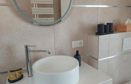 Terre de Crussol - Gite 3 étoiles en Ardèche, avec piscine et clim, 2-4 personnes - Photo 10