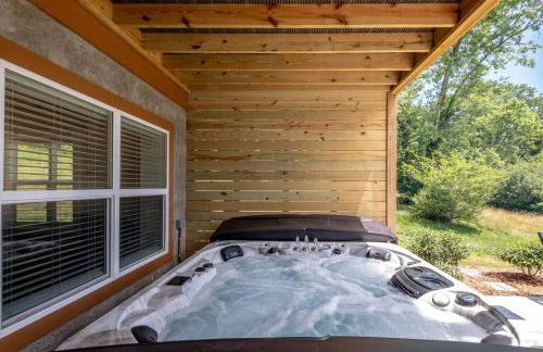 Downtown Brevard 5BR Retreat & Cyclists Dream - Foto 10