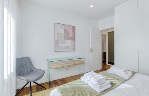 Vita Portucale ! Almada Chic Design 3BR - Foto 17