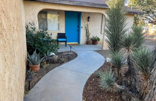 Quaint Vintage Ranch Style 4BedRoom 2Bath Sleeps 10 - Foto 1