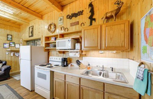 Studio Cabin with Mtn Views by the Green River! - Photo 9