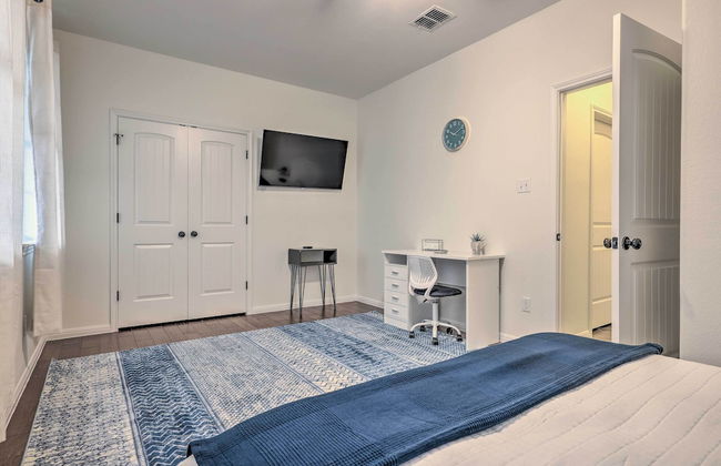 Gorgeous Luxury Home With Hot Tub Just 3 Miles to Dtwn! - Foto 14