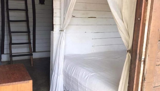 Beachfront Oasis in Mahambo, Madagascar - Chalet Retreat - Foto 3, Habitación