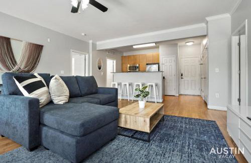 Charming and Spacious Apt in Austin with a Pool - Foto 6