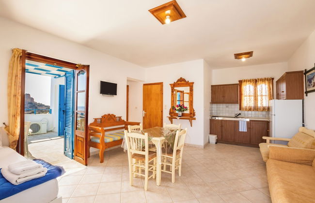 Arhontiko Hotel - Photo 27