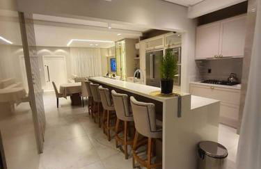 Sobrado com piscina, banheira e garagem coberta. - Foto 50