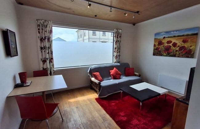 Motel Style Unit in the Heart of Collingwood - Photo 2