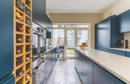 Stylish 4BDR Home Near South Acton With Parking - Photo 18