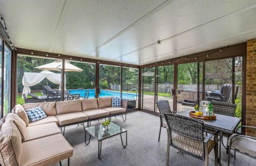 Zestlife-LuxuryEscape-ThemedRooms-Pool-GameRoom - Foto 13