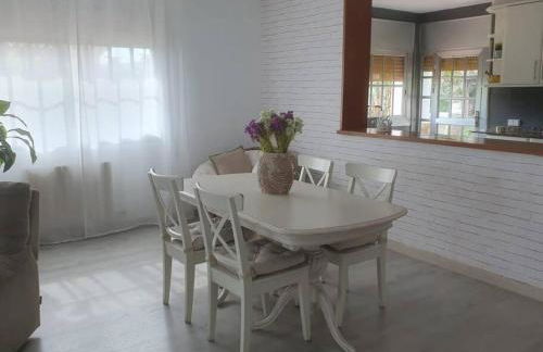 Casa con gran jardín y unas preciosas vistas - Foto 5