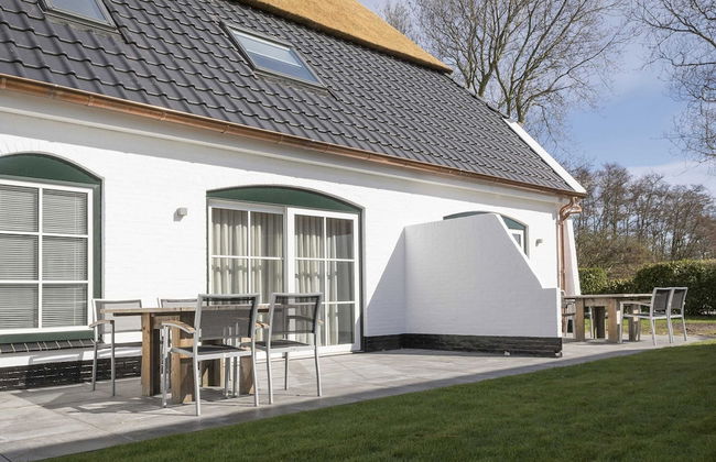 Farmhouse in De Cocksdorp Near the Beach - Foto 1