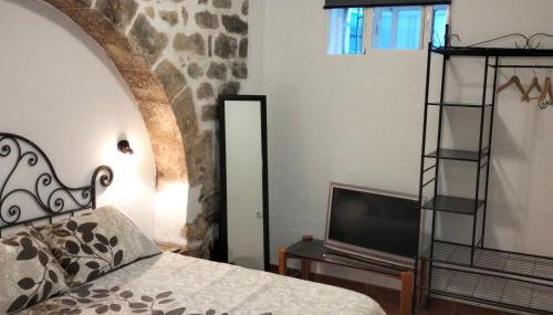 Alojamiento Mercado de Abastos - Foto 2