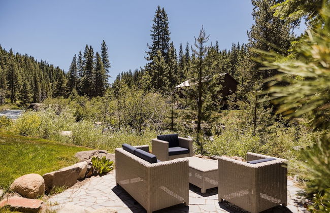 Hunter by Avantstay Riverfront Cabin w Prvt Cottage 5mins From Palisades - Photo 49