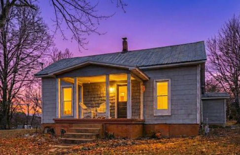 3BR Farmhouse with Views Near Hart Creek Trails - Foto 1