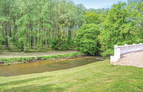 Awesome Home In Ardentes - Foto 10