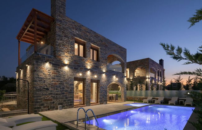 Turtulli Castle Stone Villa 1 - Private Pool Oasis - Foto 4