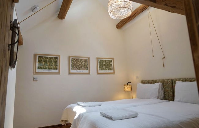 Nest Holiday Hideaway Dove Barn Amazing Location! - Photo 6