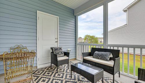 Screened Patio Townhome 3 Mi to Dtwn Wilson! - Foto 3