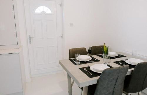 Morville Court - 2 bed house with office - Foto 15