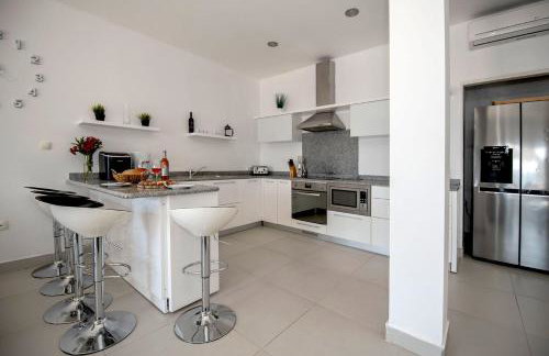 Luxury Villa Stone with Private Pool and Jacuzzi near Dubrovnik - Foto 13