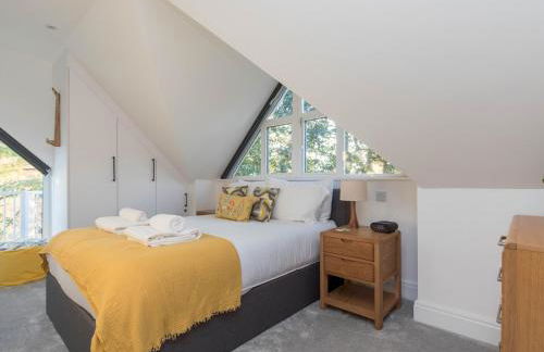 Radiant Penthouse on the Banks of the Thames - Pass the Keys - Photo 21