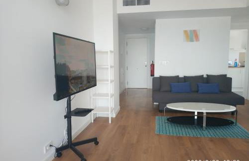 Bonito apartamento con piscina cerca de la playa. - Foto 9