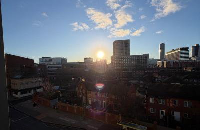 Central Liverpool 2-Bed Balcony Apartment by StaySavvy Accommodation - Photo 52