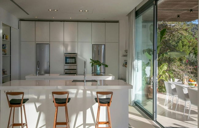 Villa With Multiple Outdoor Terrace - Foto 14