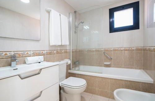 Macdonald Doña Lola Resort - Photo 108