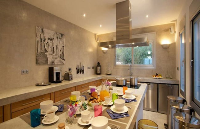 Gorgeous Villa With Views - Foto 25