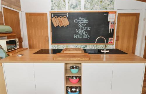 The Bird House - Photo 13