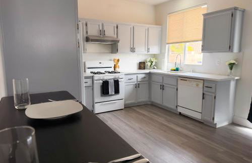 Spacious 3-Bed Family Retreat WiFi & Parking - Foto 19