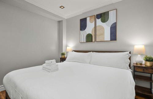 Sleek Midtown East Stay Near Everything - Foto 8