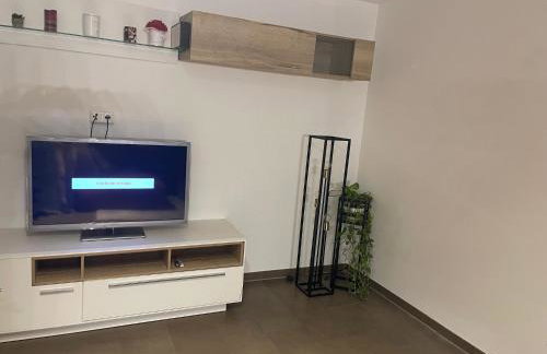 Helle großzügige ruhige Dreizimmerwohnung in Altstadtnähe mit kostenlosem Tiefgaragenstellplatz - Foto 8