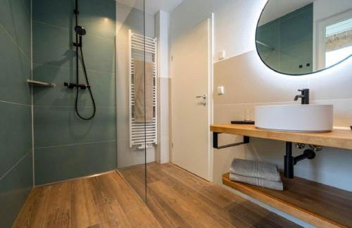 Reetsnacker - Ferienhaus mit Kamin, Sauna und Whirpool für 8 Personen - Foto 9