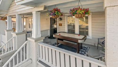 Bunkhouse -Unit A- Fire Pit-Grill-Groups-Patio-Games - Photo 2