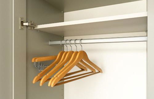 City Centre Apt - Sleeps 6, Parking, Shops & Trains - Foto 19