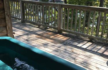 C11, Two bedroom, two bath log-sided, luxury Harbor North cottage with hot tub cottage - Foto 4