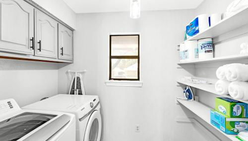 Hot Tub, 4BR with pool table, Pingpong, Air Hockey - Foto 3