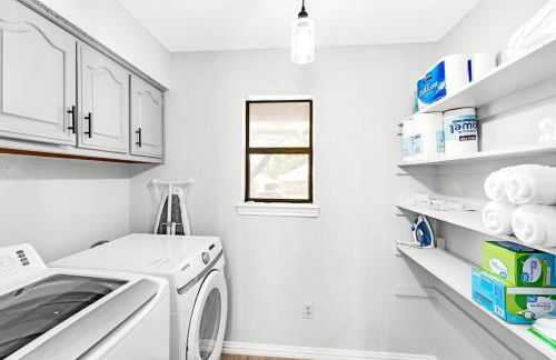 Hot Tub, 4BR with pool table, Pingpong, Air Hockey - Foto 3